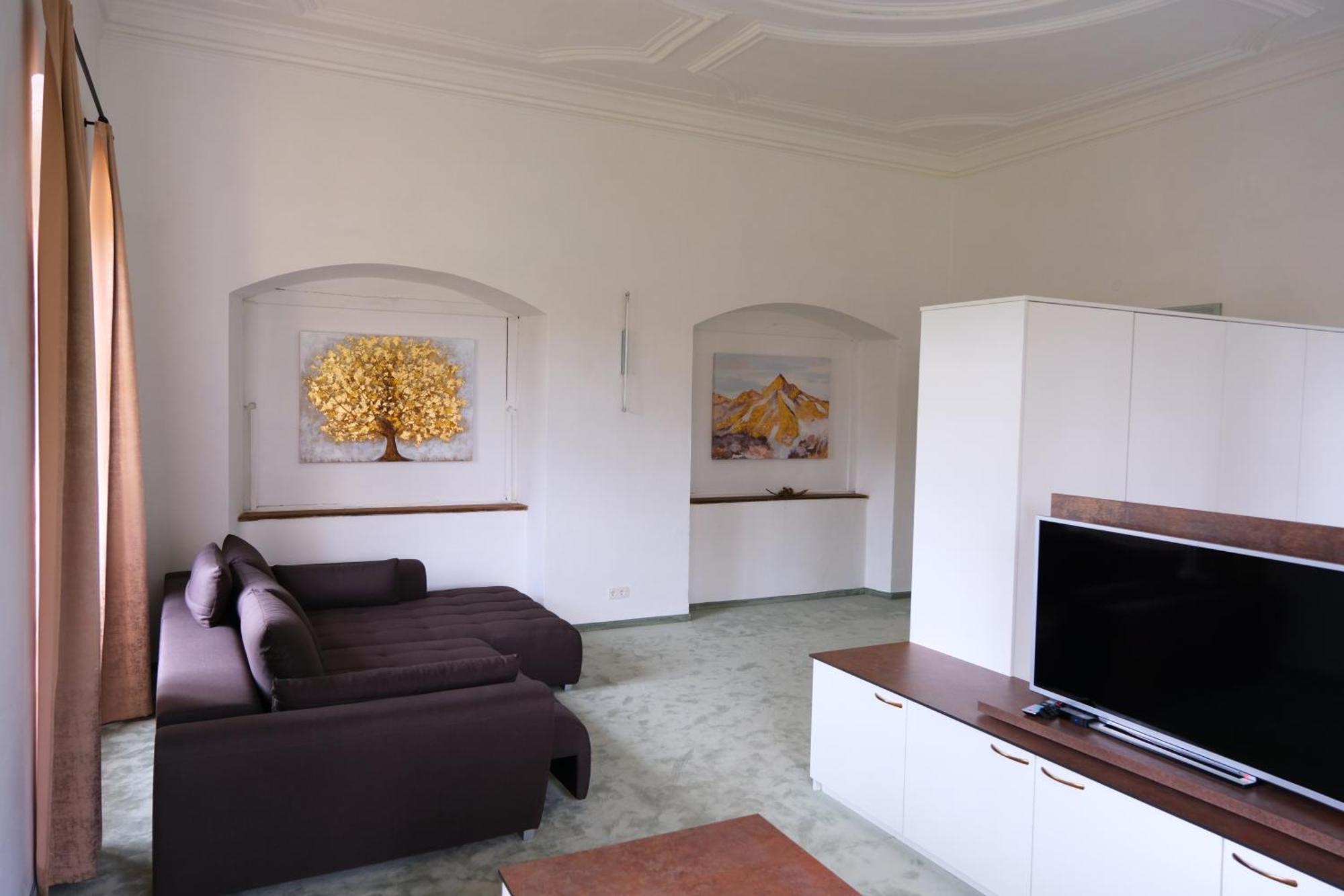 Innviertler Versailles Aurolzmunster Luaran gambar