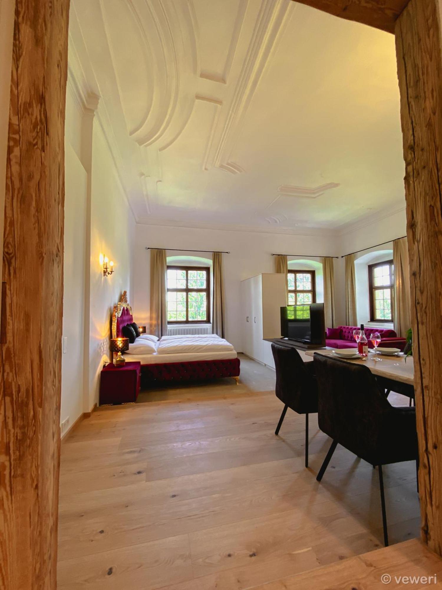 Innviertler Versailles Aurolzmunster Luaran gambar